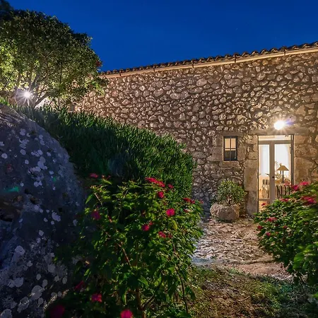 Askos Stone - The Island Panorama * Ajos Nikolaos